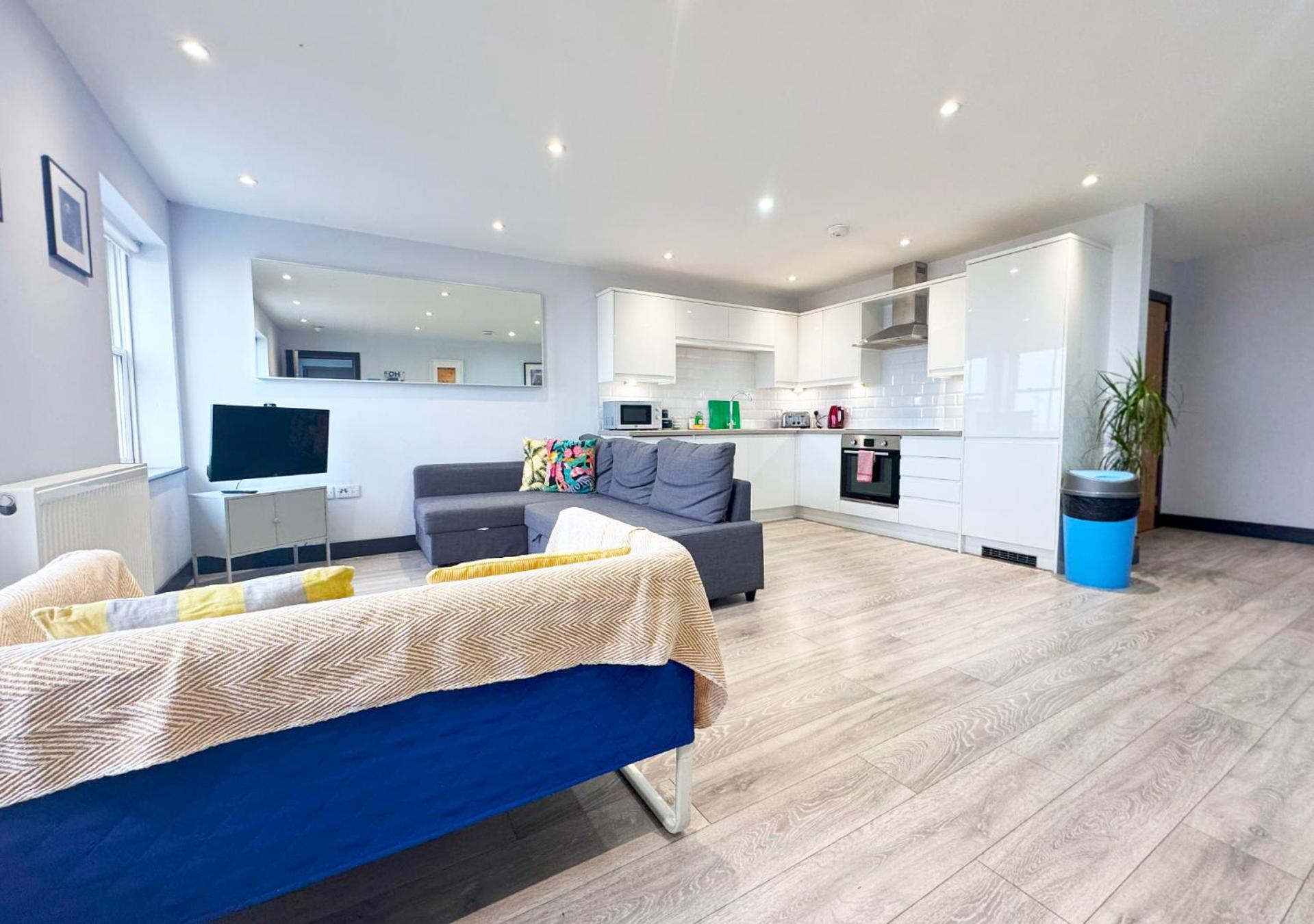 The Sunset Apartment - Margate Beach - By Goldex Coastal Breaks Exterior photo